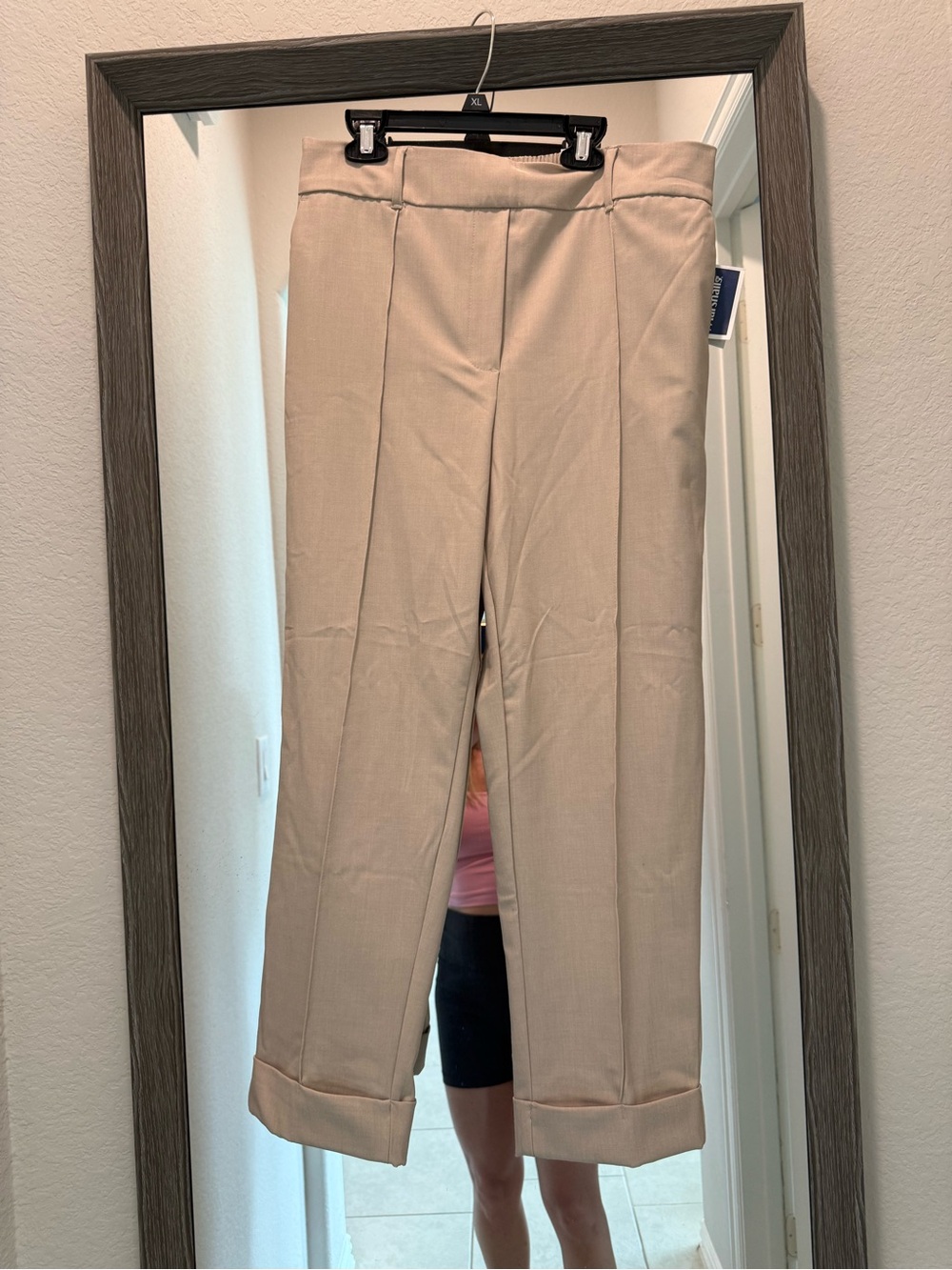 Ankle-Length Elastic-Waist Cropped Pants in Light Beige